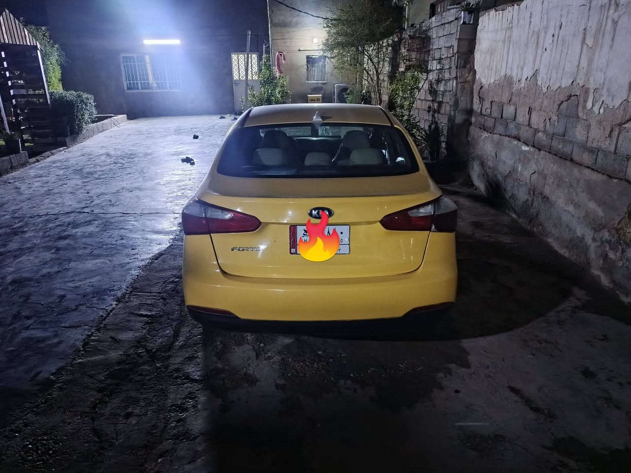 فورتي موديل 2015 رقم بغداد بسمي وارد امريكي ضرر قبق جنطه بدون دواخل السعر 108 وبيه مجال ***********
