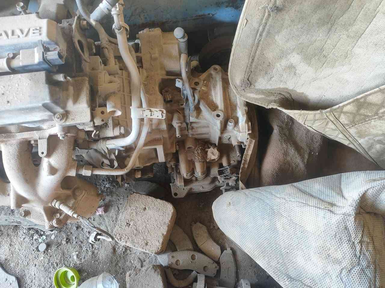 محرك وكير مازدا موديل 2000 للبيع سعره 550 الف مكانه فلوجه ***********
