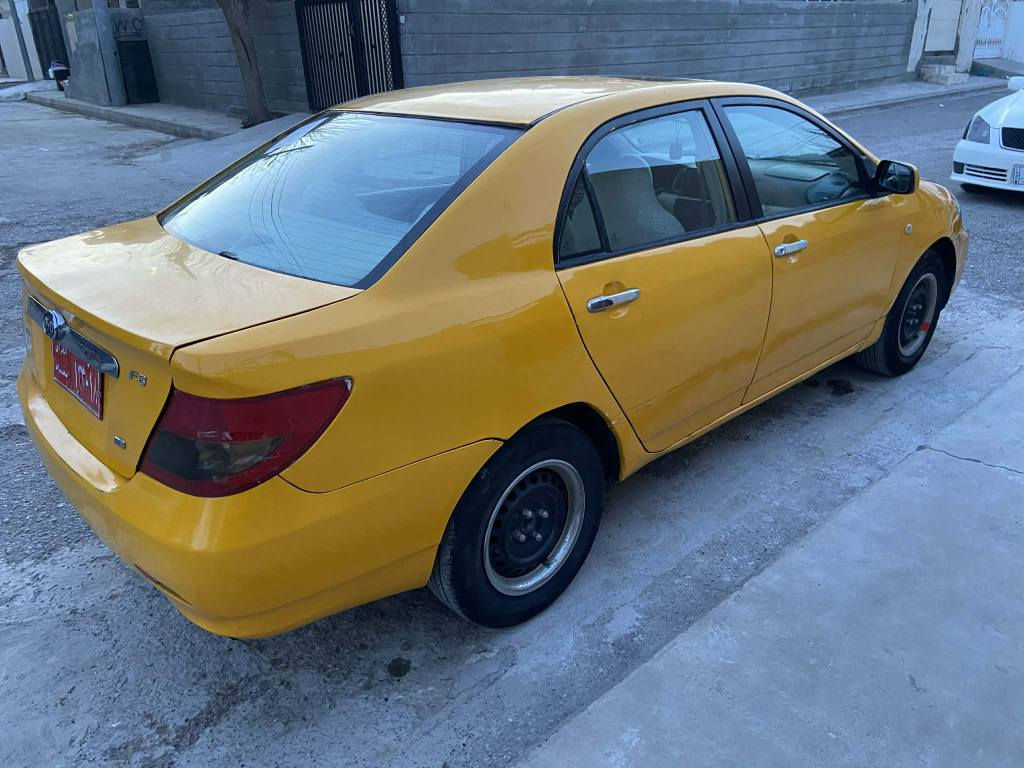 بيوادي F3 مۆدیل ٢٠١١ گیروو مەکینە لانسەر گیر عادی هەموو گیانی به شرت هه مو گياني  ایشەکات یەک  جاملغی لئدراوی هەیە بی ناوگرتن سەنەوی پلاستیکەهەیکەلی جوانە قوپاوی نیەتەبرید کامل اشیای پیوەیە گەرمی مەزبووتەناو فۆرمیکا  شاشە ایپاد 
***********
***********
شوين جمجمال شمشمل, السليمانية
