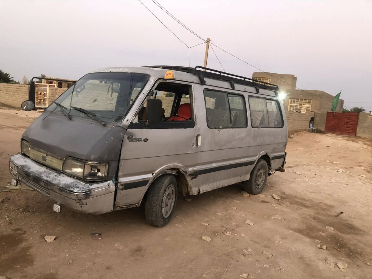 كيا بستا للبيع رقم نكليزي سنويه لل٣٠كير مكينه اكسن نضيفات حداديه جديده قبل شهر مسويها وكلها غراض اصليه السياره عوزها فقط سمكره وتنته غرفتها وكشناتها حلوه


**إذا كنت صاحب هذا الإعلان وتريد حذفه لأي سبب، رجاءا أرسل رسالة إلى الدعم الفني**