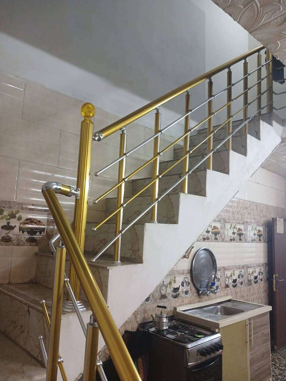 دار للبيع مساحه 100م طابو صرف طابقين مكان شهداء البياع قرب جامع الكبيسي الاستفسار الاتصال بالرقم مكتب عقار زهره الخليج ***********بي وت ساب
