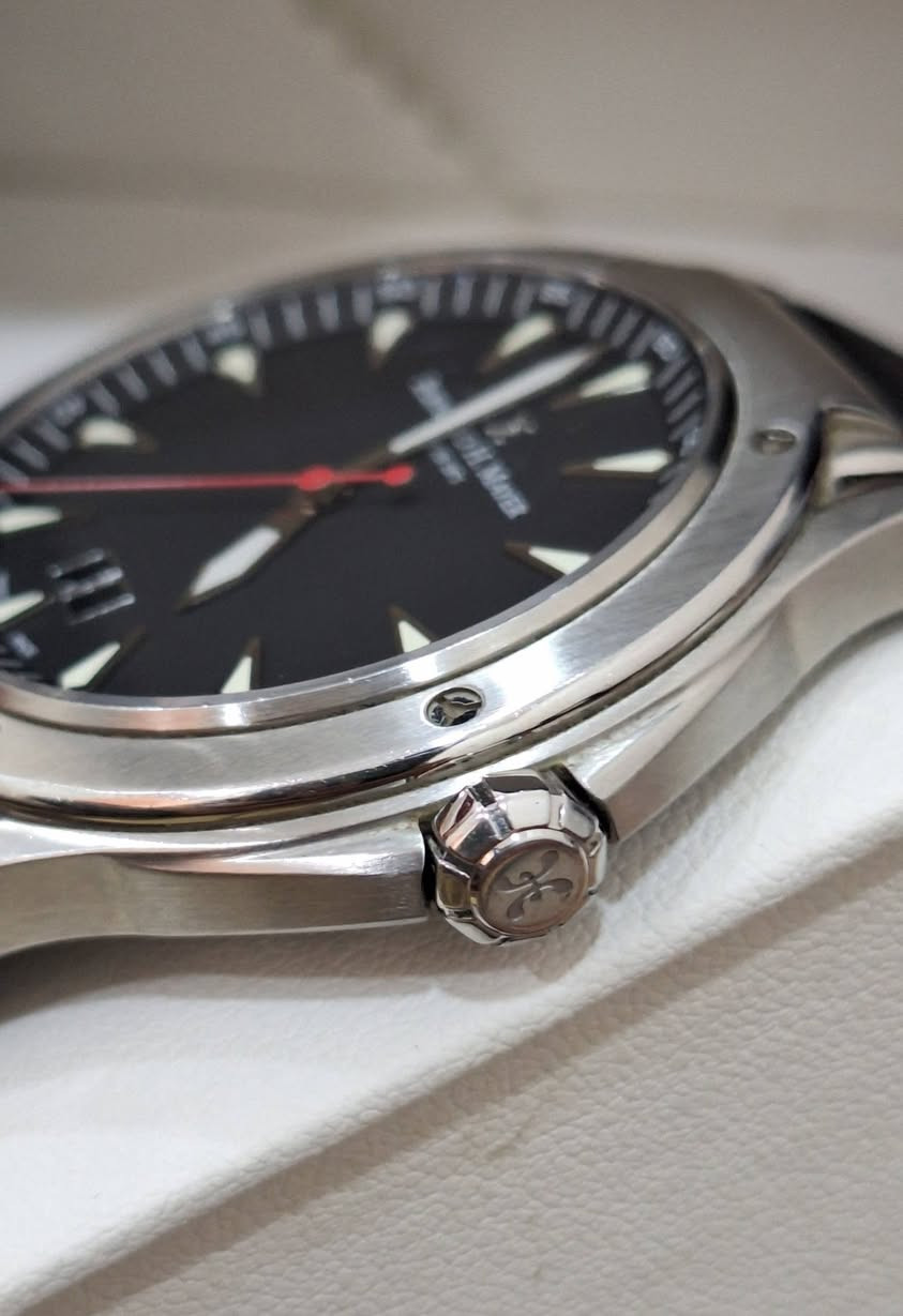 برنارد إتش ماير
سويسرا أصلي 🇨🇭 
نظافه منتازه جدآ 
القطر ٤٣ 
سير ربر أصلي 
بك أصلي معلم 
أميال وأرقام لامينوس
السعر١٢٠$


**إذا كنت صاحب هذا الإعلان وتريد حذفه لأي سبب، رجاءا أرسل رسالة إلى الدعم الفني**