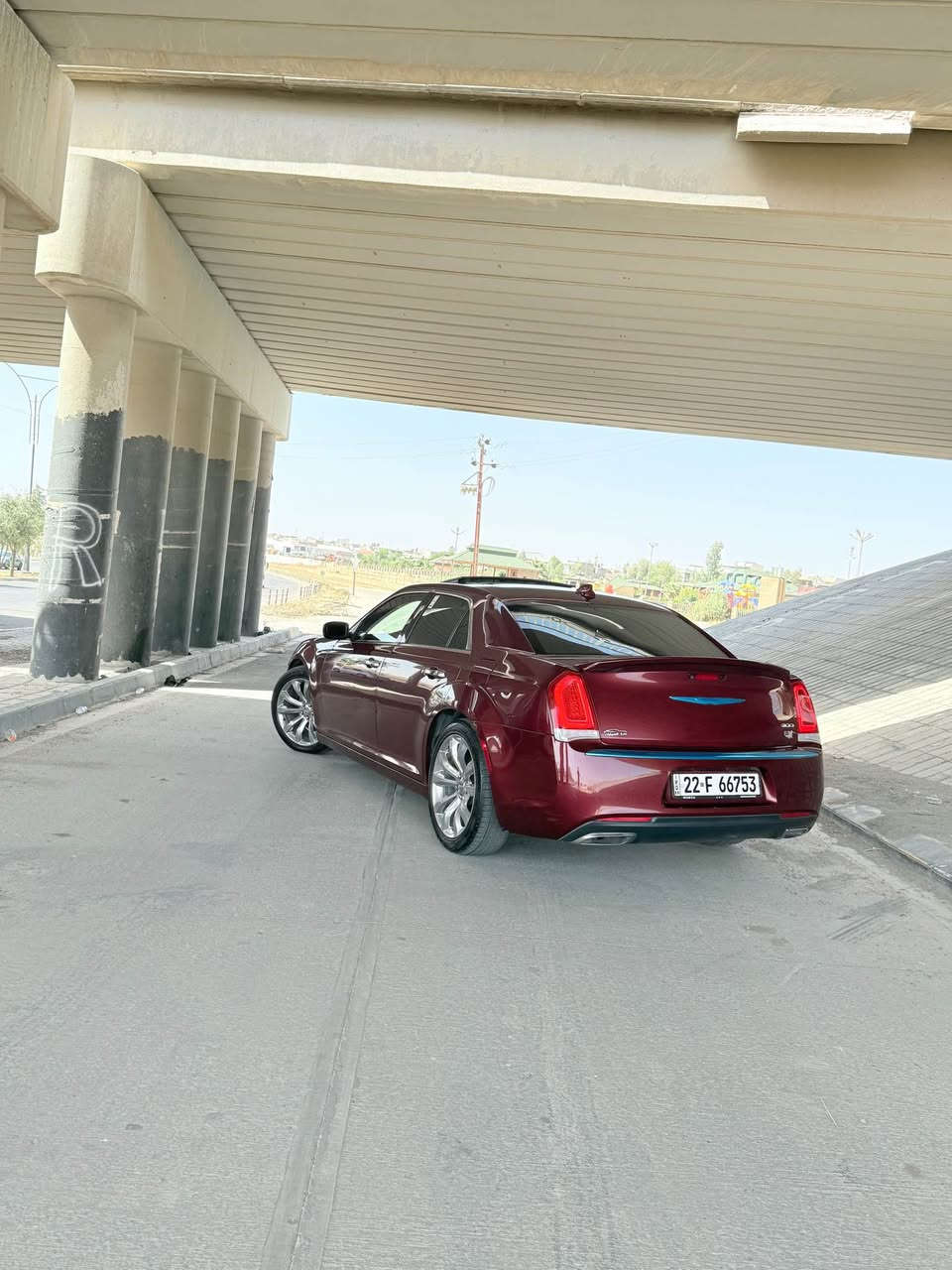 سلام عليكم 
اوباما C300موديل 2019
موصفات :فول موصفات 
1 كشنات تدفيه تبريد وكشنات خلفي تدفيه 
2 سياره بنوراما طول سقف 
3 تحكم ستيرين مثبت سرعه وتدفئة بلستيرن 
4 شاشه جبير كاميرا خلفيه ابل كار بلي أندرويد اوتو  بعد بي موصفات اهواي 
بنسبه لحادث سياره وارد كندي مابي حادث بس بي صبغ عراق وهو باب سكن بي صبغ وياه جاملغ خلفي بي بارد وجاملغ ثاني بي صبغ بس وسياره سيرفس عام من دهن محرك حتا مبدل دهن كير جديد اطارات جديده 
سياره ماشي 145 الف بيها كوبون بانزين 
سعرها 260 بي مجال لطيبن 
رقم تلفون *********** كركوك, العراق
