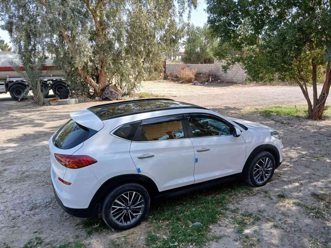 للبيع توسان ٢٠١٩ خليجي رقم بغداد الدوالي الجديد بسمي السيارة جديدة بمعنة الكلمه كيروحدادية ومحرك خير من الله السيارة فول مواصفات للخير١ع١ كفالة عامة من الصبق والتبديل شرط السونار محرك٢٠٠٠دوش مامفتوع علشركه السعر ١٩٧ وبيها مجال*********** مكان السيارة بغداد المحمودية
