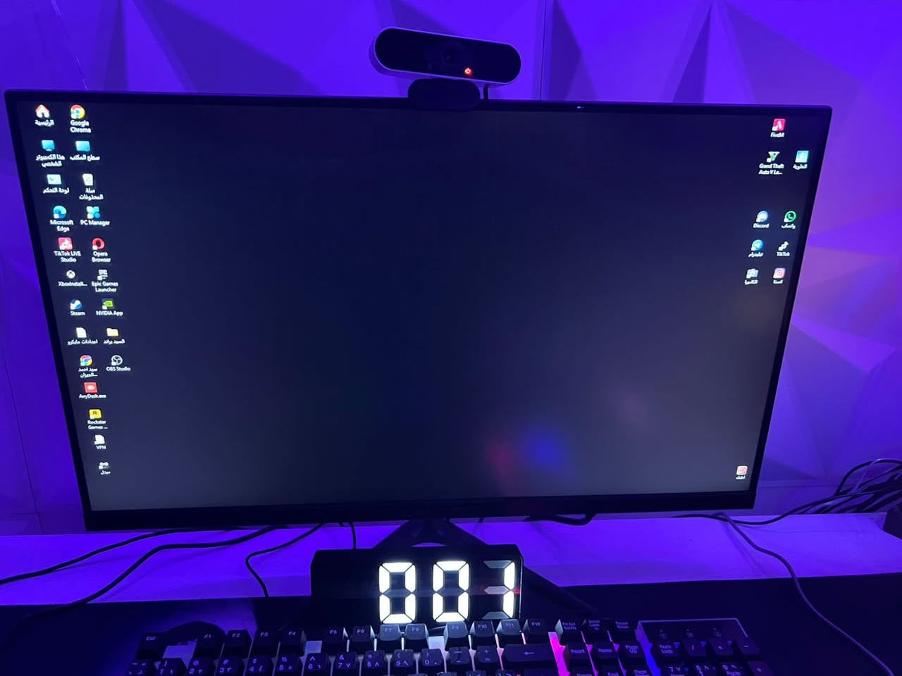 سيت اب كامل للبيع
مواصفات الكيس 

CPU: R5 5500
M.B: B450M
CPU COOLER: STOCK
RAM: 16gb
GPU: RTX 4060 Ventus 8GB MSI
PSU: Aerocool 650w
SSD: WD SN300 500GB M.2
CASE: C107 RGE

شاشه قياس 24 من شركة گيم اون 120FPS 

ماوس گيمنگ وكيبورد ريد سويتش ٦٠ بالميه 

و UBS 1500 

للتواصل *********** 

بصرة تنومة
