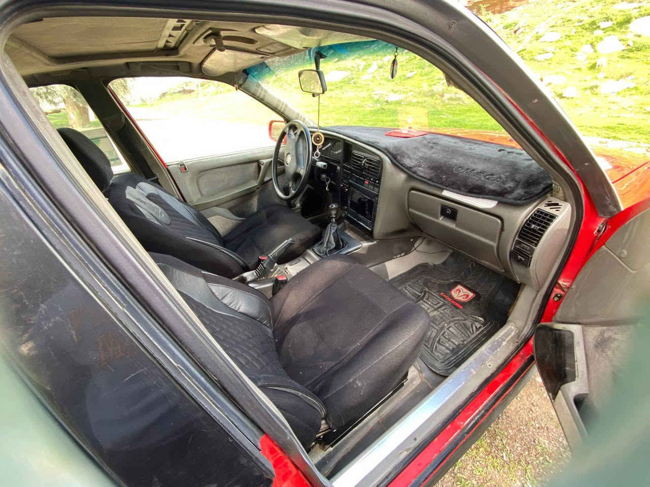 اوبل اوميكا موديل 1991
محرك 20 بلادي 
رقم اربيل دولي ل 2030
هزه جديده  
بدون ضربه  صبغه بلادي 
بس جاملغات ورا صبغ 
كير ومحرك بشرط  
اكسل وصدر امامي وخلفي بشرط 
تايرات جدد 
لايت زينون  شاشه ايبات 
سعر 38 $ 
اي استفسار خابر 
*********** ديبيس, كركوك
