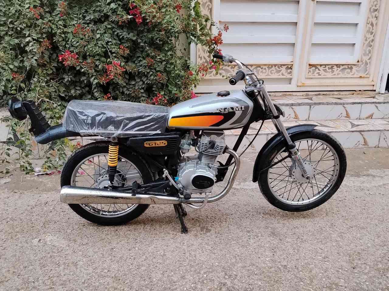 سلام عليكم للبيع ارشا تعمير ٢٥ كلك مكفوله دراجه غراض نامه نضيفه مكفوله من نضيح وتبخير  عنوان كربلاء حي العباس شراي ع رقم الهاتف ***********
