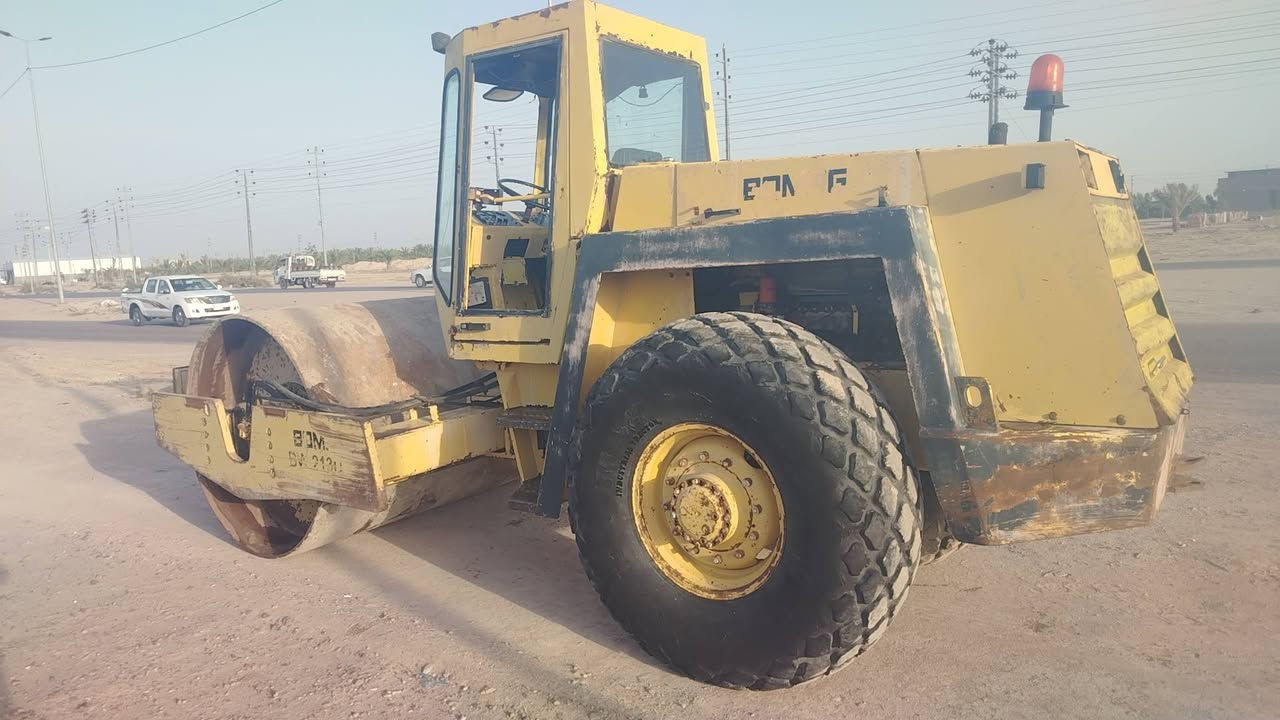 حادله بوما البيع  *********** السعر ٢٩٠ وبيه مجال

