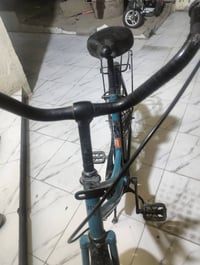 بيسكل • نضيف • استعمال قليل