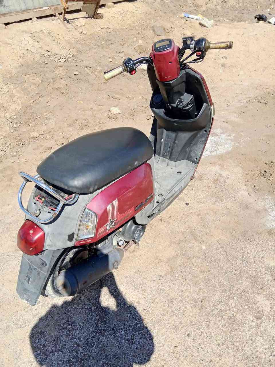 السلام عليكم ماكس بوليسي للبيع مختمه ويه المكينه حلوه ونظيفه وكلشي شغال سلف وكهربائيات ودبلات الدراجه مفتوحه مره وحده تجي وتفحص السعر 500الف العنوان قضاء المدينه
الرقم ***********
