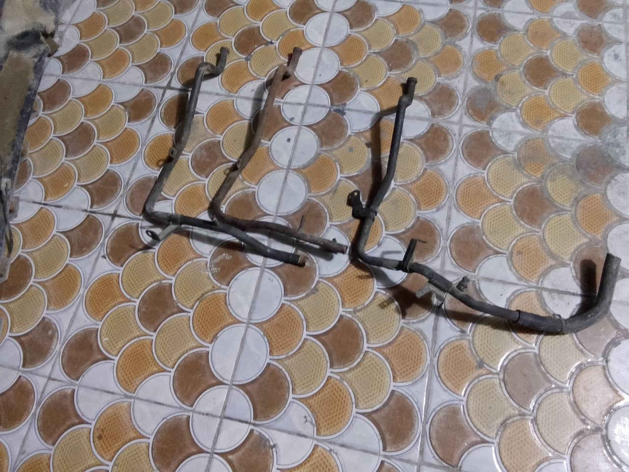 السلام عليكم دعاميه سسيفيا 94 حاويه كامله هي والبراكيت نضيفه جدا وبواري ماء مال محرك حاويه اليحتاج يتصل ***********.  أو ***********. الخط الثاني بي واتساب
