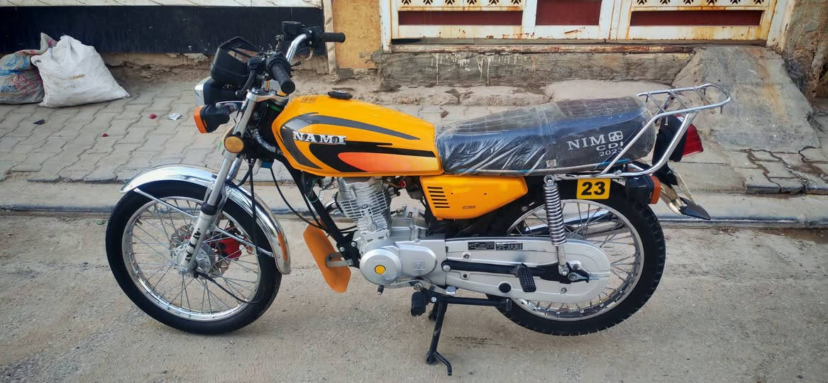 سلام عليكم.. دراجه نامه 2023 اصوليه أوراقه كله كامله وكيله العارضي دراجه مامفتوحه كهربائيات كله شغاله دراجه مكفوله من كلشي (  السعر مليون و200 بيه مجال ) متواجد خاص او وتساب *********** مكاني نجف حي المكرمه
