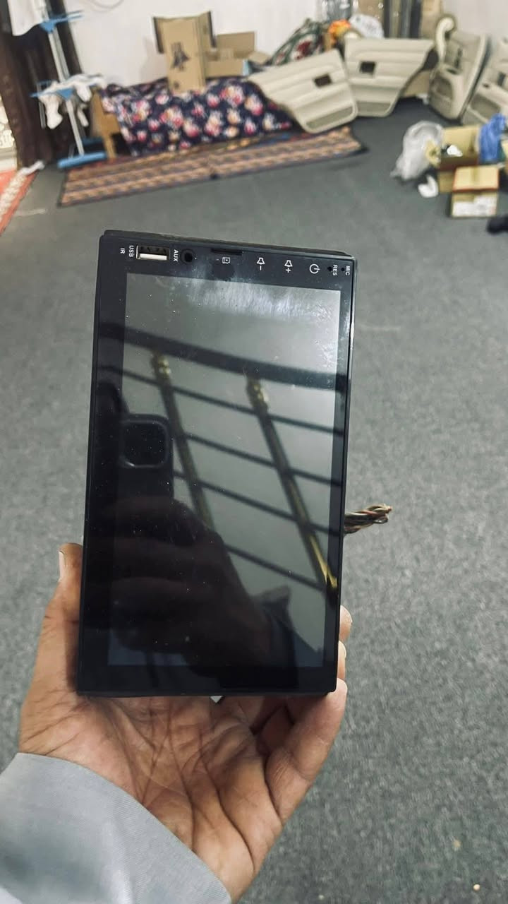 أغراض فورد فكتوريا للتواصل واتساب واتصال***********
