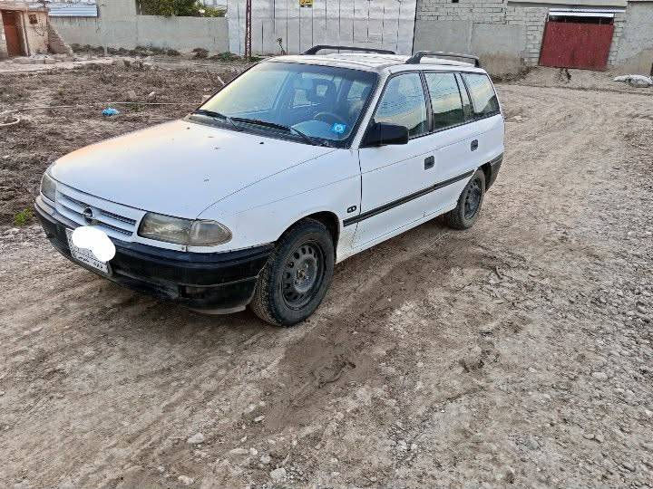 استرا استيشن موديل 93حجم 20 رقم كركوك سنويةمشروع وطني بأسمي لحد 2029 ستيرن باور قفل مركزي صبغ عام شرط التحويل السعر 40 ورقة 

 ***********
