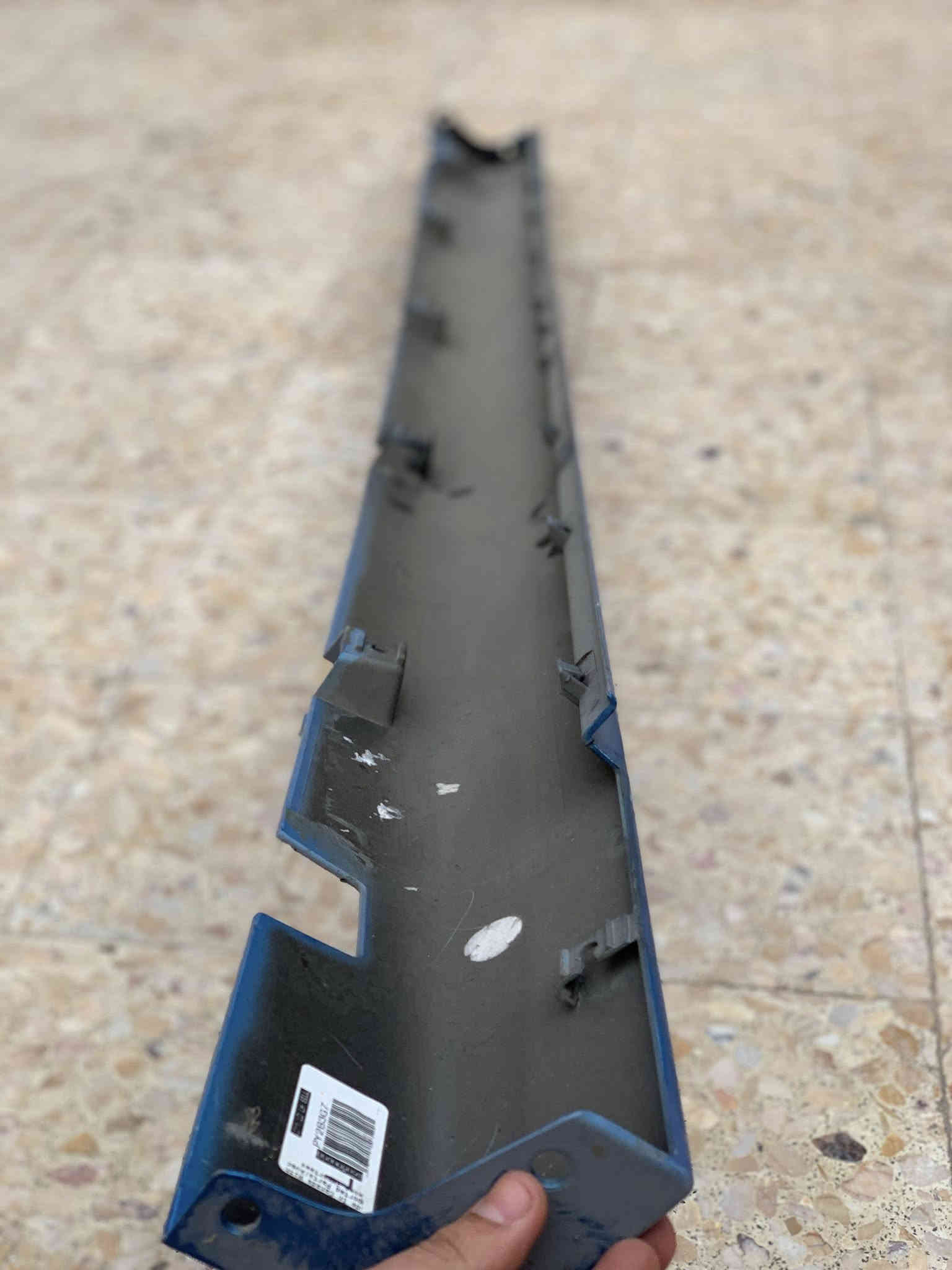 سلام عليكم 
مكاني بصرة ***********
ويل حجم ١٧ تخم كامل+ ويل اضافي بس واحد بيه عواج قليل ومعدل لا لحيم ولا اي شي فقط تعديل السعر ٣٠٠الف 
لدات دعاميه جهة اليمنه زوج ١٥ الف 
دوسه sxt يسره صفحة السايق تفصيخ ٢٠ الف 
دوسات اوباما تجاريات مال Sفقط مصبوغات غير مستعملات ٥٠ الف 
لحية sxt ٢٠ الف 
شباك دعاميه srt ابو الفتحات ١٠ الف 
ستدات تفصيخ ٢٣ استد ٢٠ الف
