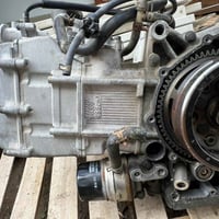 سلام علیکم عمي حديده تيماكس حاويه دزيته من اليابان اليريته يتصل عله اخ...