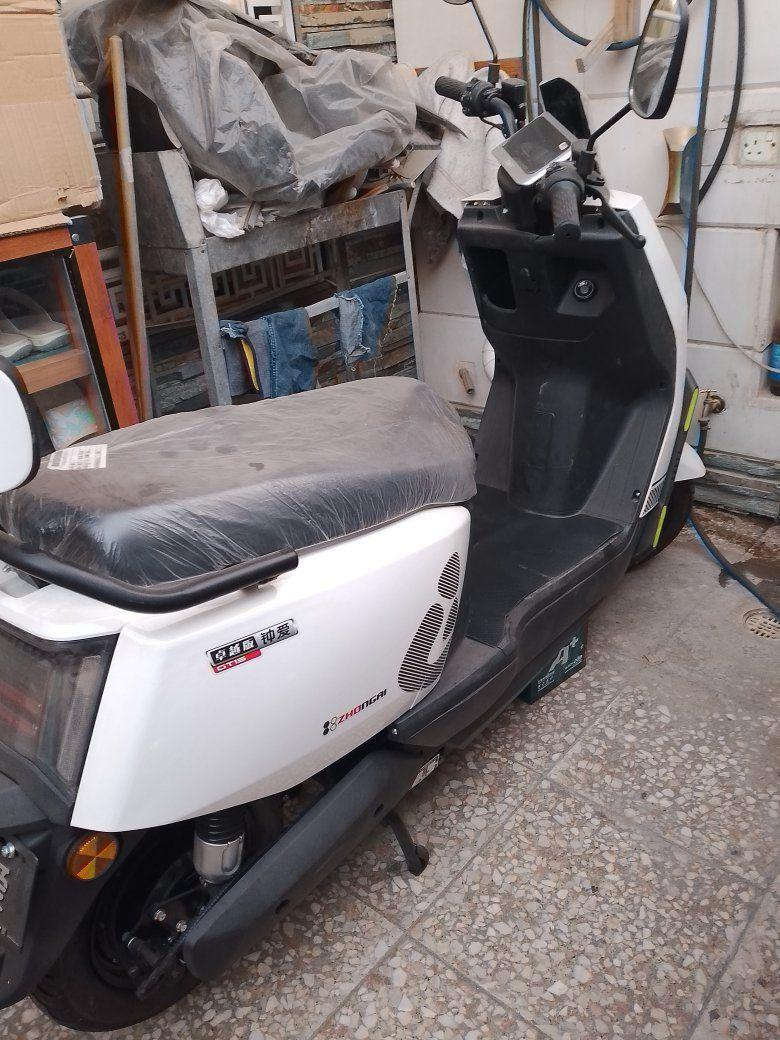 دراجة كهربائية 72 فولت 1500 بطاريات عدد 6
بغداد المنصور هاتف *********** بغداد, العراق
