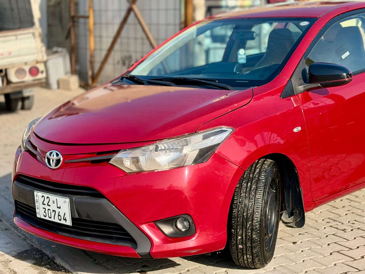 بيع سريع !
تويتا يارس موديل 2014 se 
مواصفات :- 
خليجي داخل اصفر جام كهربائي
شاشة مراية كهربائي
كامرا 
٤ طايرات جديد
هزة و زينكة و رقم جديد لغاية 2031
كير اوتوماتيك شرط محرك و كير تحويل نفس اليوم 
سيارة مال البيت ماشي 105 الف كم
بيها دفتر بانزين

ضرر :- 
شبر بونيت صبخ  بدون دواخل 
جاملخ خلف سائق صبخ بس هلال بدون دواخل 
سعر 107 $
للاستفسار :-
كركوك 
*********** كركوك, العراق
