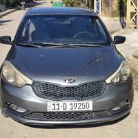 سيراتو 2016 خليجي مكينه 1600 دوش بيها قطعتين صبغ باب وجاملغ خلفي وشويه...