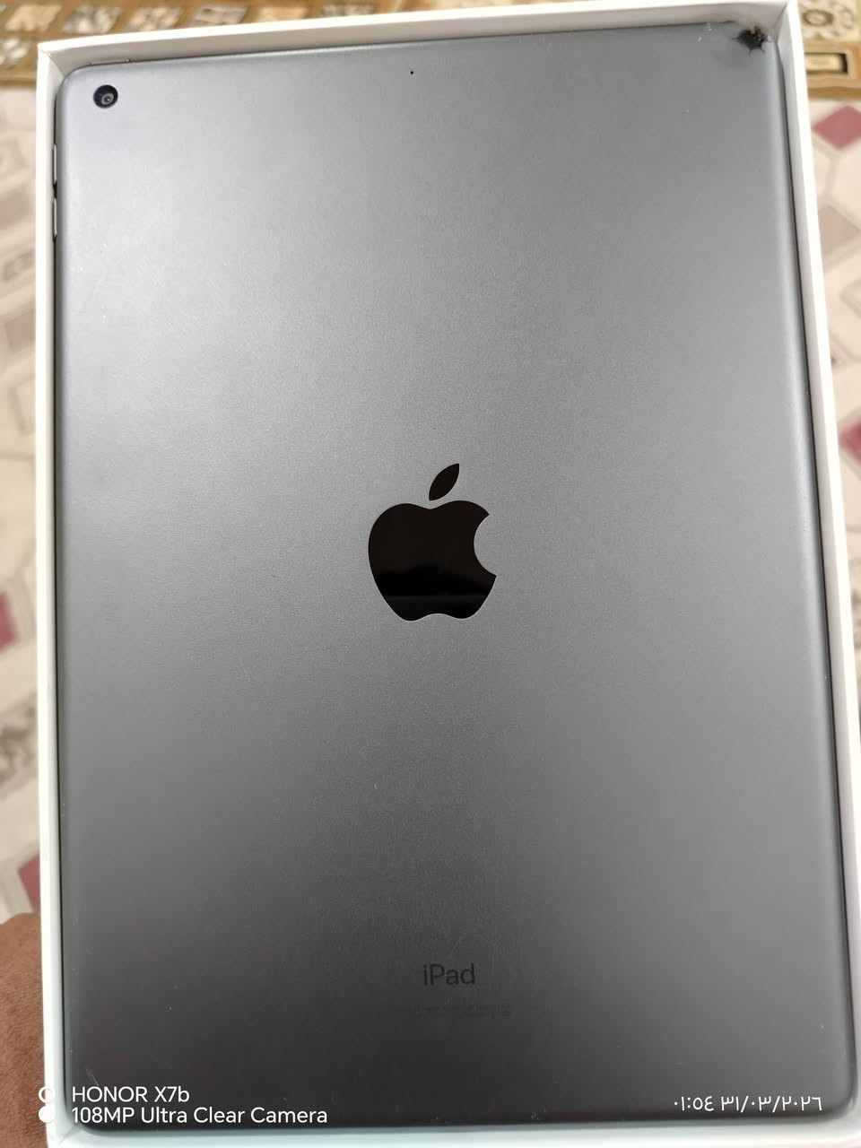 سلام عليكم
ايباد 7 ذاكره 128 ببجي60 فريم  الشاشة محتركه والدكمه عاطله الجهاز حلو نضيف لا شخط الملحقات  وياه كارتونه وكيبل السعر 60 الف مكاني النجف الاشرف ناحيه العباسيه رقم الهاتف *********** متوفر واتساب
