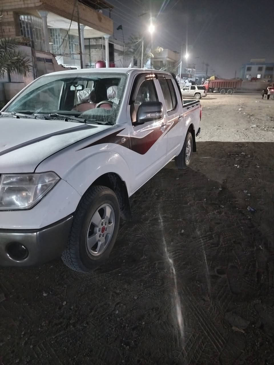 سلام عليكم نيفاره موديل 2011 رقم بصره السنويه 2028 كير عادي محرك ما مجفت بعده جديد سياره نضيفه كلش السعر 90 وبيهه مجال المكان البصره الاستفسار ***********
