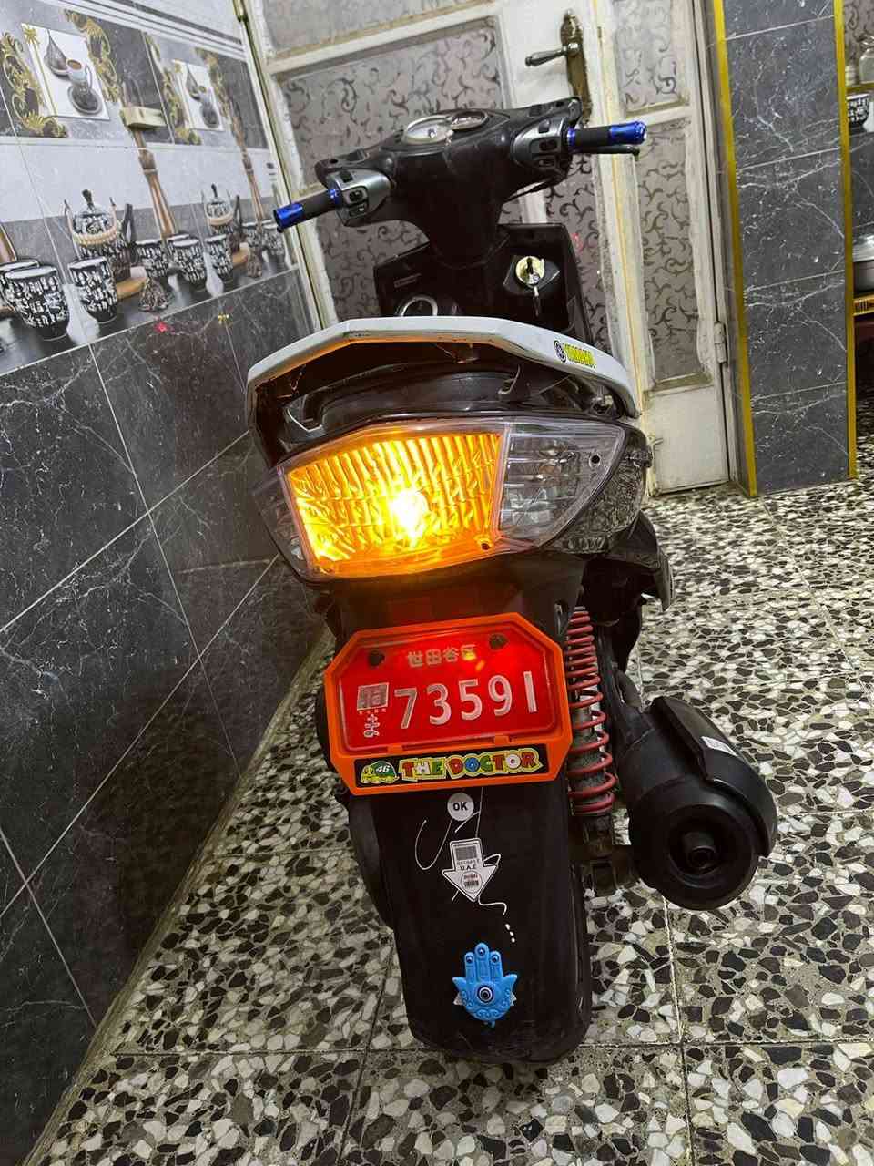 السلام عليكم دراجه سكنس فحل
كلهه ختم واحد + مكاتبه وصل كمرك 
بلادي مكينه مفوله شك الكاع
 نازله من الرمبه قبل 3 اشهر
مانقصها برغي كامله مانقصه اي شي 
السعر   550  بيهه مجال بسيط 
سلف وهندر كهربائيات كله شغال 
شلعه ومعدل مختمه كله ختم واحد 
العنوان : بغداد مدينه الصدر  
الاورفلي قرب العماره البرتقاليه
للاستفسار  : ***********
