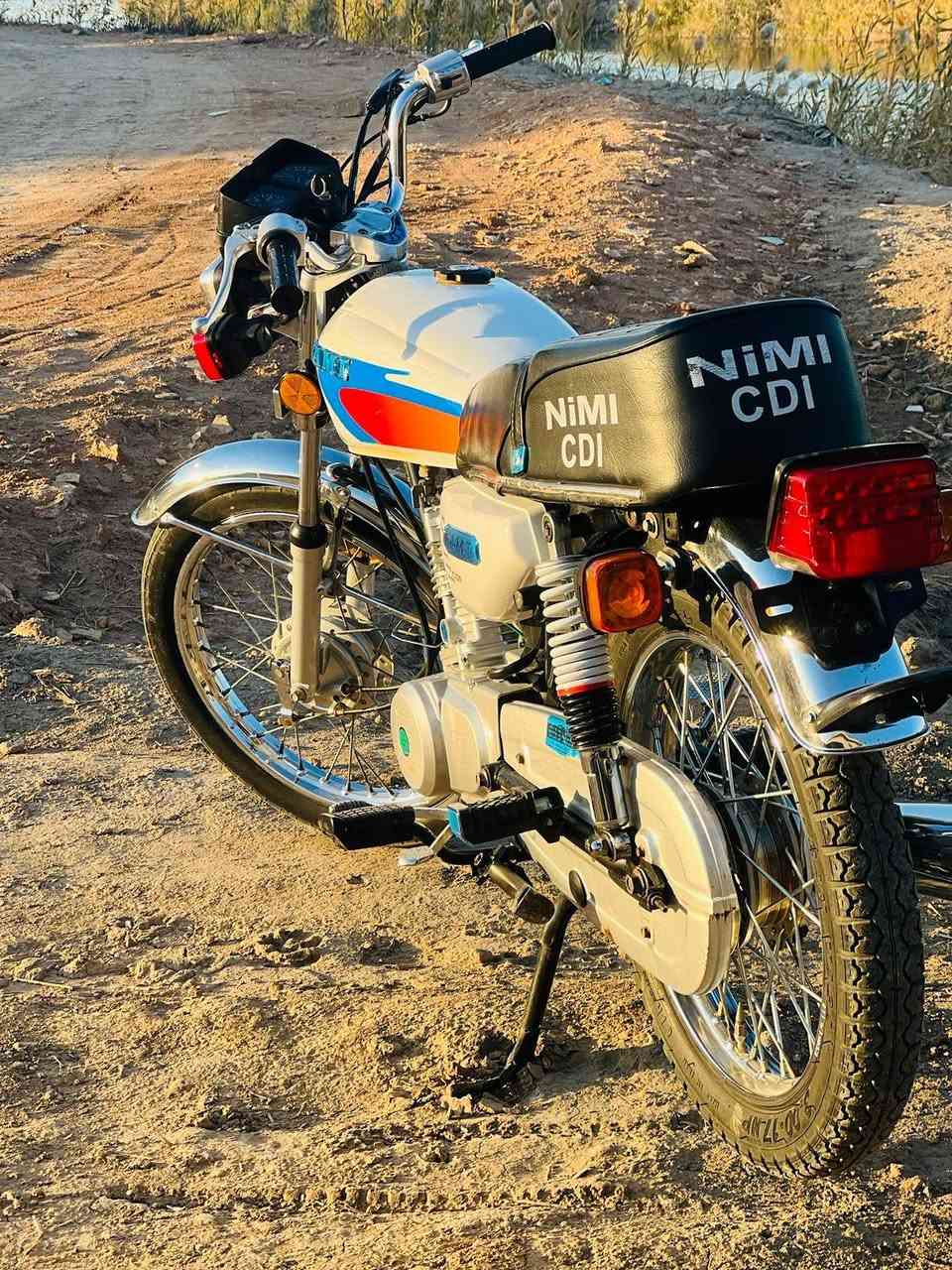 سلام عليكم  دراجه امتياز  للبيع موديل 2024  اوراق سكنر دراجه نضيفه مكاني حمزه الغربي  الستفسار ***********
