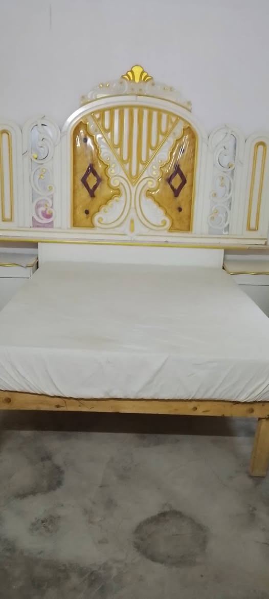 غرفه نوم لون ابيض سوكيه بيها اضرار
سعرها ب350
عنوان نجف


**إذا كنت صاحب هذا الإعلان وتريد حذفه لأي سبب، رجاءا أرسل رسالة إلى الدعم الفني**