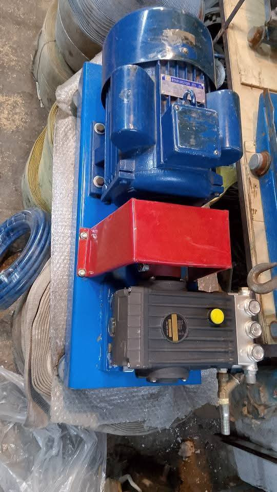 ضاغطه غسل ماطور 7.5 حصان سنگل ڤيز مضخه201 بار جديد غير مستعمل مع صوندا طول 15 متر ويده غسل مع نوزنل
السعر675الف توصيل كافه محافظات العراق 
 ***********
