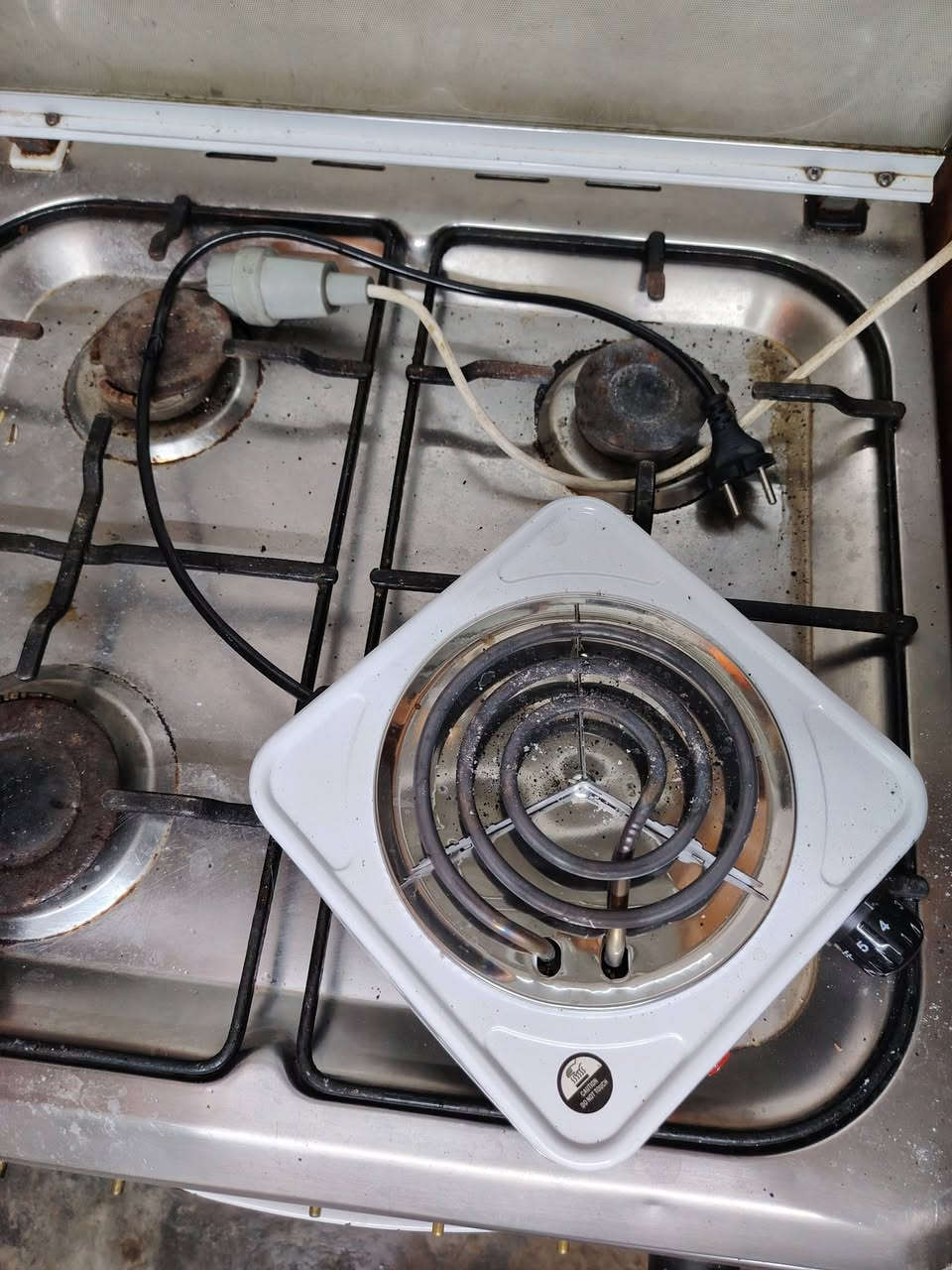 طباخ ٢٥ الف قفل فرن شغال و٢ عين شغال باقي يحتاج بوري فقط


**إذا كنت صاحب هذا الإعلان وتريد حذفه لأي سبب، رجاءا أرسل رسالة إلى الدعم الفني**