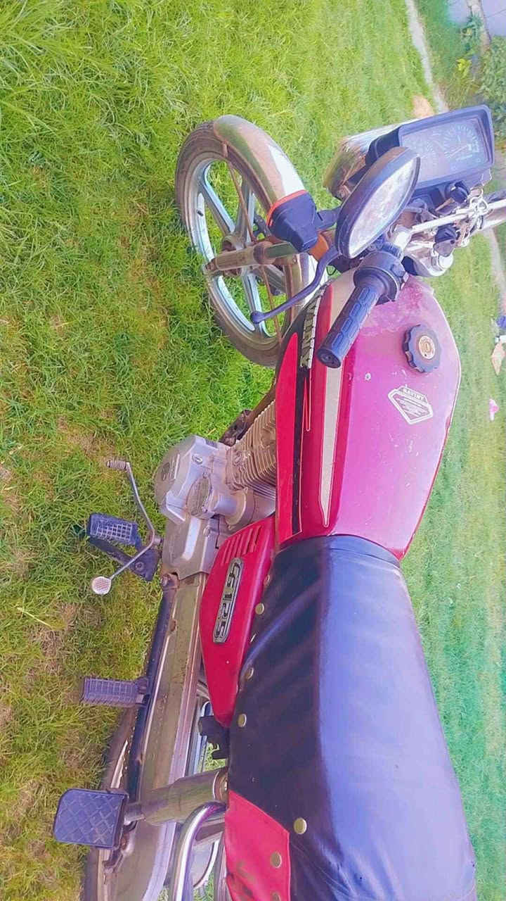 دراجه نضيفه بس بيها مشكله تاير مبنجر اوراق موجودة كامله مكمل بس تاير فقط سبع البور السعر 400


**إذا كنت صاحب هذا الإعلان وتريد حذفه لأي سبب، رجاءا أرسل رسالة إلى الدعم الفني**