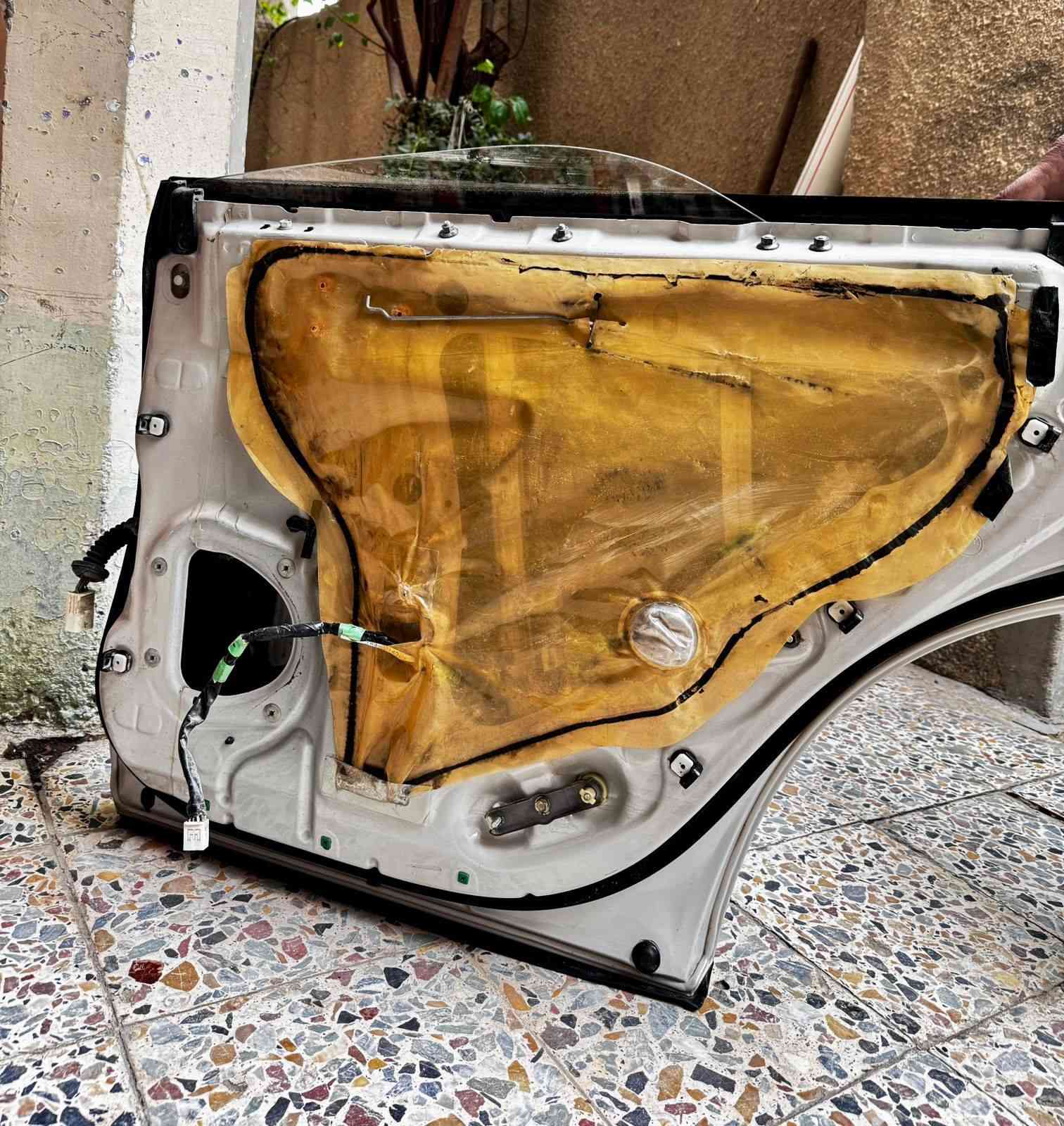 السلام عليكم مجموعة غراض محور الباب مال حاوية وبعض الغراض كذلك نظيفة واسعارهن مناسبة
للاتصال ***********
