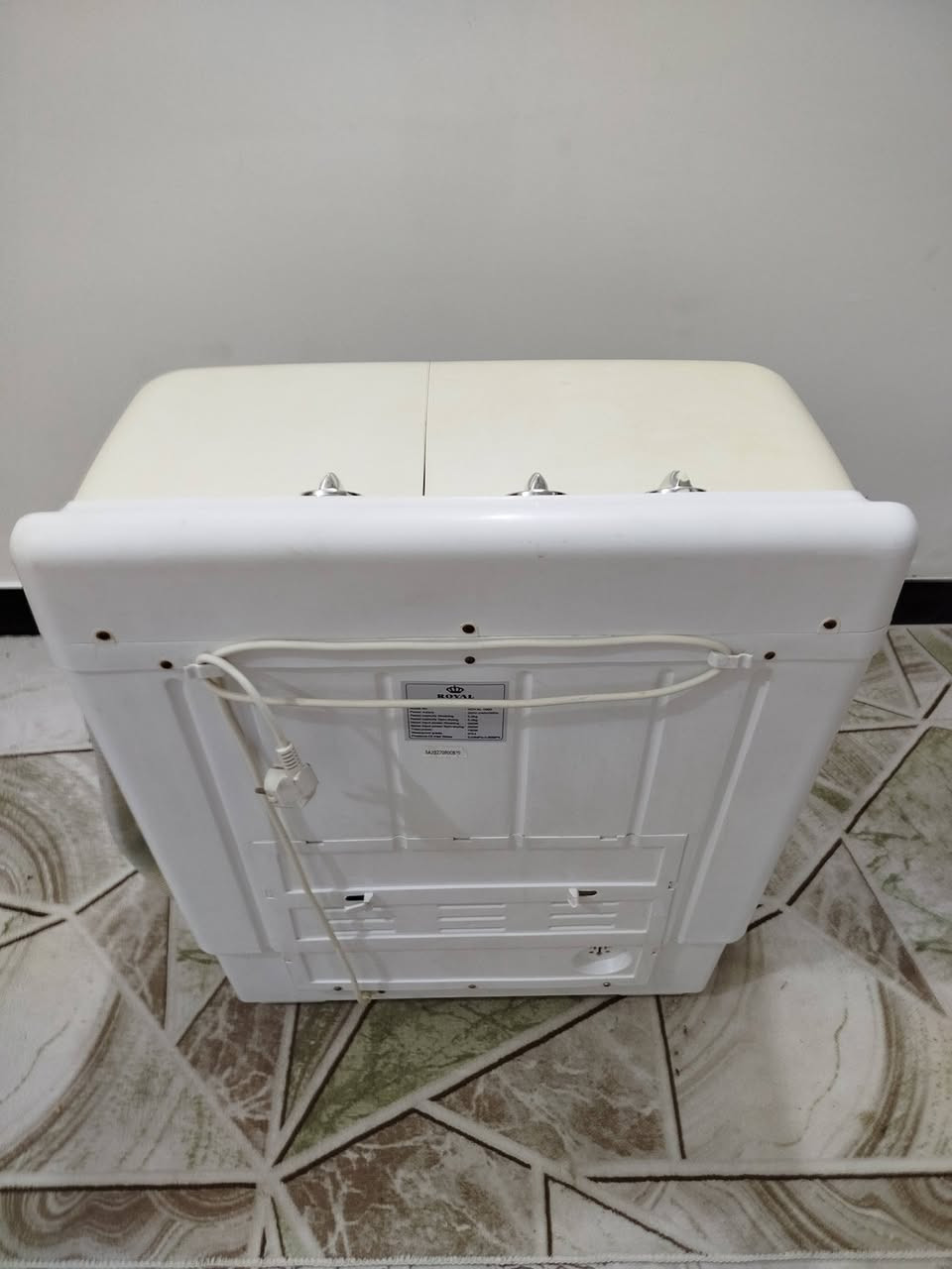 للبيع غساله حجم صغير مال اطفال ماداخله تصليح بيه ضمان 
سعر 60 جاهزه غسل وتنشيف مكاني كربلا ء حي العامل *********** 👈*********** وتساب ماسنجر موجود
