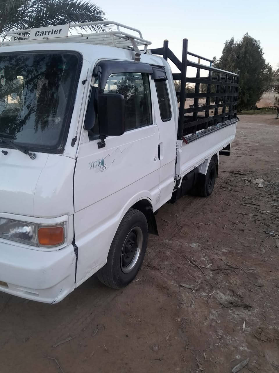 كيا بنكو موديل 1996مصبوغة حزام بدون ضربة السيارة جاهزة من كلشي  تخم تاير كير اكسل كهربائية كلهة جاهزة رقم ديالى دولي تحولي مباشر المكان ديالى الخالص السعر 60 وبيهة مجال الاستفسار ***********
