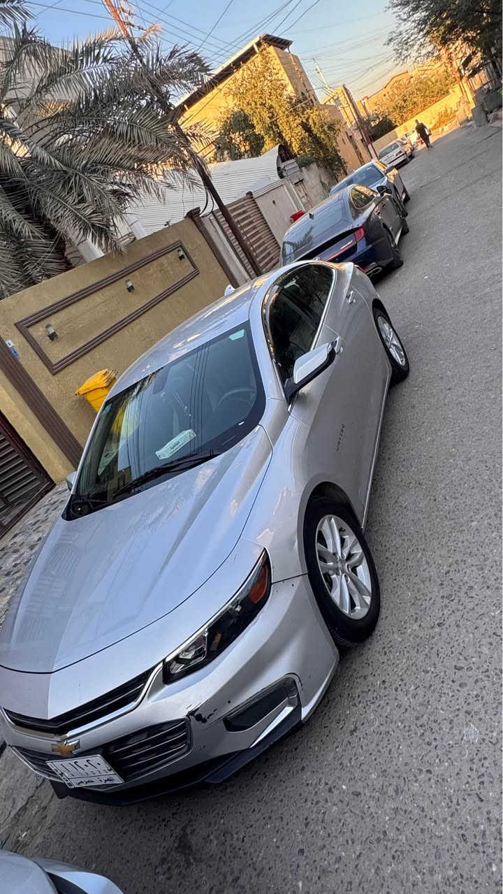 سلام عليكم

 ماليبو مديل 18 رقم بصرة ماشية140 الف كيلو متر مواصفات عادية مكينة وكير كفالة مامفتوحات 
بيها جاملغ وباب جهة العبري تبديل نفس اللون والجاملغ الخلفي بارد وجاملغ خلفي جهة السايق بي معجون وصبغ  والتكمة من داخل بيها طعجات ضالة علة حالها مامصلحينهاالسيارة بأسمي رقم بصرة سنويتها منتهية رايدها ب105 وبيها مجال 

*********** البصرة, العراق
