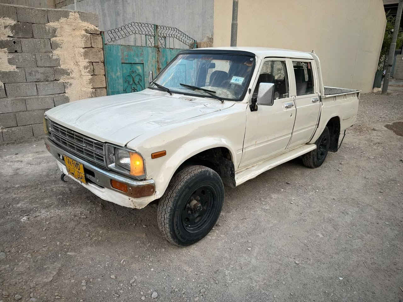 ستاود مۆدێل 1980 گێرو مەکینە بەشەرت کارەبایی مەزبوتە چوار تایەیی تازە  سەنەویی ئارمە  ماڵەکە زۆر پاکە ماشاللە مالی کەسابەتە شوێنم سمود ژ.م *********** بۆ زانیاری زیاتر  پەیوەندی بکەن.!
