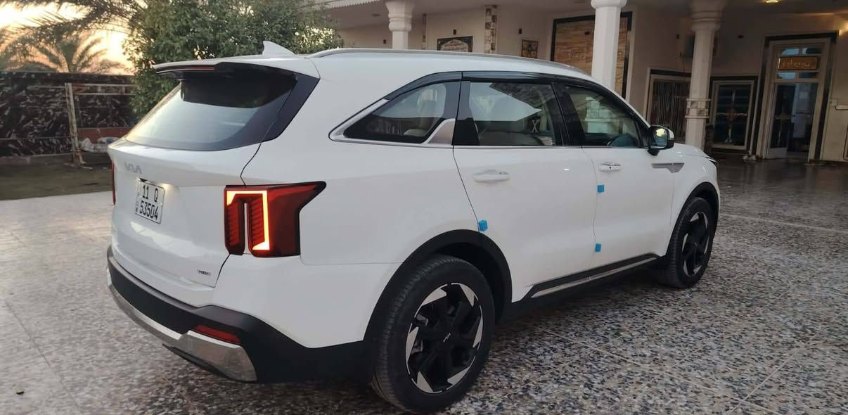 كيا سورينتو موديل 2024 ( خليجي ) هايبرد HEV
مكفولة كفالة عامة السيارة رقم بغداد دولي
المسافة المقطوعة: 16 كم فقط
اللون: أبيض
السيارة بحالة ممتازة جداً
بدون شخوط
بانوراما
محرك 1600 تيربو بقوة 245 
حصان وتسارع قوي
7 راكب كاميرات 360
داتشو ويل 19
كراسي كهرباء
جنطة كهرباء شفط
شاشة متصلة
بصمة تشغيل وأبواب
اقتصادية جداً، التفويلة تمشيك 1000 كم
استخدام شخصي مكفولة

ال💎ــسعـر 🟥 :: رقم (1) تلـقـائـي 📮

رقم صاحب ســـيـارة :: ***********
