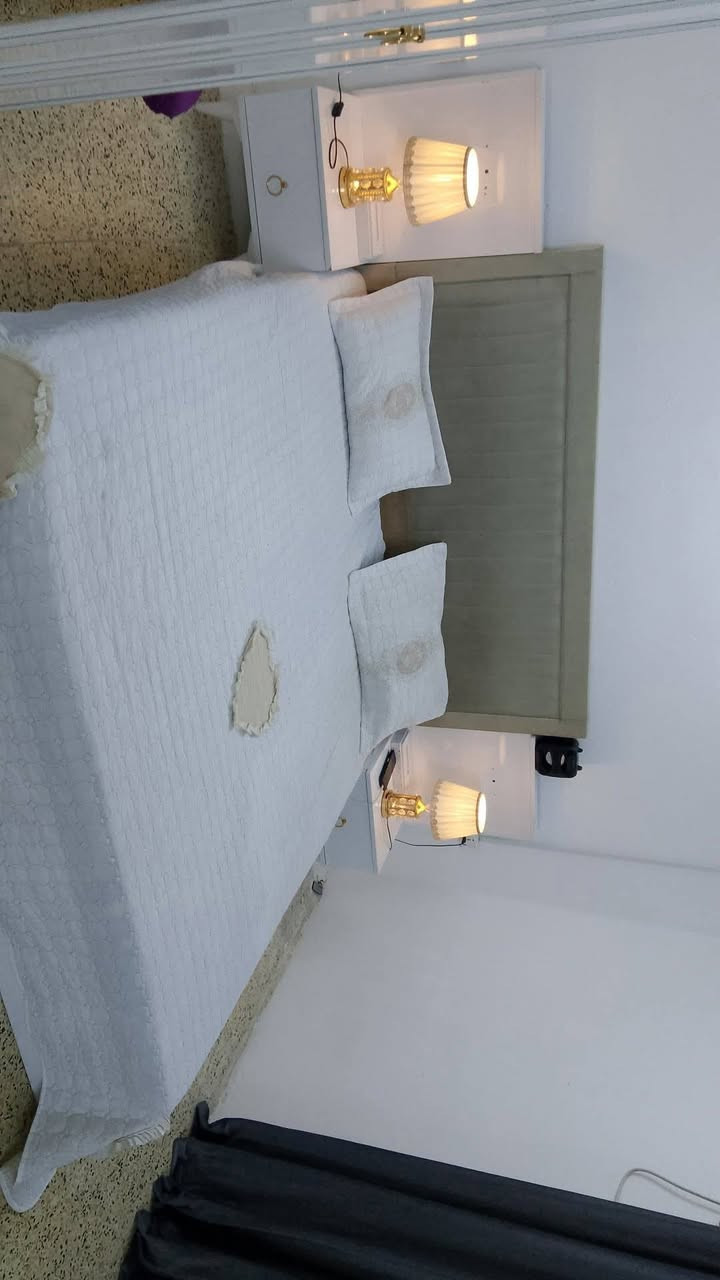 السلام عليكم غرفة لون تركية اصلي السعر 550 العنوان بياع الشرطه الخامسة
للستفسار ***********
