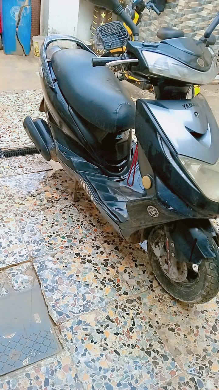 السلام عليكم دراجة للبيع دراجة كاملة مكملة تأيرات جدد دراجة شغالة سلف او هندر سلف نكرة مكاني بغداد البلديات رقم الهاتف ***********
