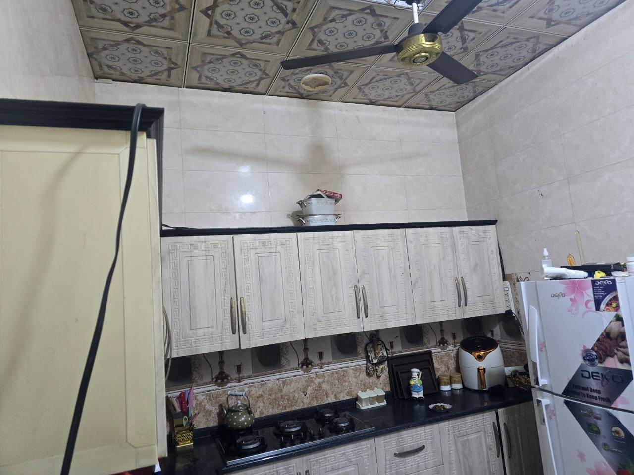 بيت رهن مساحه 85 طابقين بيت نظيف الحولي مقابل مستشفى الكفيل مده الرهن سنتين قابل  التجديد تصال***********
