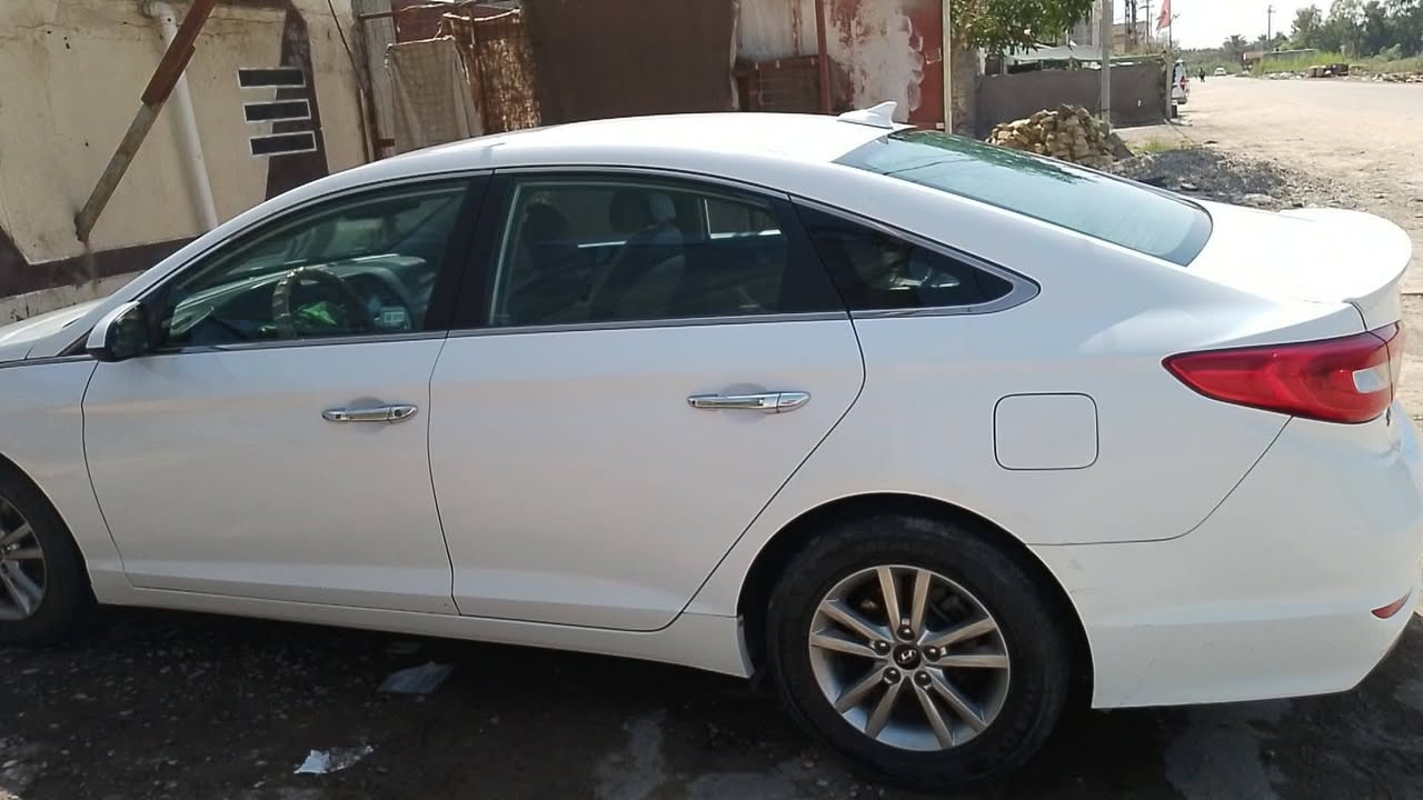 السلام عليكم ورحمة الله وبركاته 
سوناتا 15 أبيض بسمي محرك 2400 وارد امريكي كلين حادثها الجاملغ الامامي شبر بارد بدون دواخل وبيها بارد الچاملغ الخلفي وصبغ البنيد مصبوغ أثر فابلون تغليف والباقي كفاله من الصبغ والتبديل تحكم جهتين تبريد ثلج كامره اماميه وخلفيه شاشه مثبت سرعه ثلاث انظمه سبورت ايكو وعادي السياره خير من الله واحلى من الصور السعر 118$وبيها مجال وإذا مراوس سياره أقل من سعرها مكاني حله *********** @إشارة
