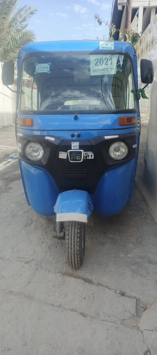 السلام عليكم تكتك للبيع مديل 21 شهر ال10 اوراق صادق او خالد تجي او تشوف بعينك بيه خياسات بس خير من الله المو شراي لا يتعبني السعر 7400 او بيه مجال بسيط العنوان بابل الحمزه الغربي للستفسار{***********}
