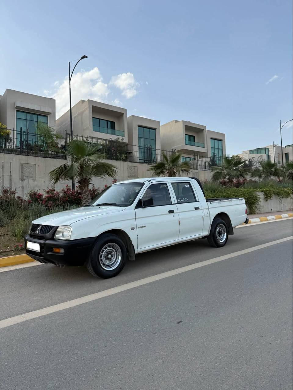 مستەربۆشی  پیکاب  
مۆدێل.   2005
بێ بۆیاخ  گێڕ و مەکینەی دەرەجەیەک بەشەرت 
مەکینەی تازەی لەسەرە  سوکان پاوەر زۆر تازەیە سەیارەکی جاهیزە بە زەمانی ١٠٠ فیتەر  حەی فرۆشم موشتەری نیت تێل مەکە  ناوی زۆر جوان و پاکوتە میزە سەیارەی ژێرخۆمە و سەنەوی تا ٢٠١٣ تازەیەو بەناوی خۆمەوەیە 
0772 506 1097 السليمانية, العراق
