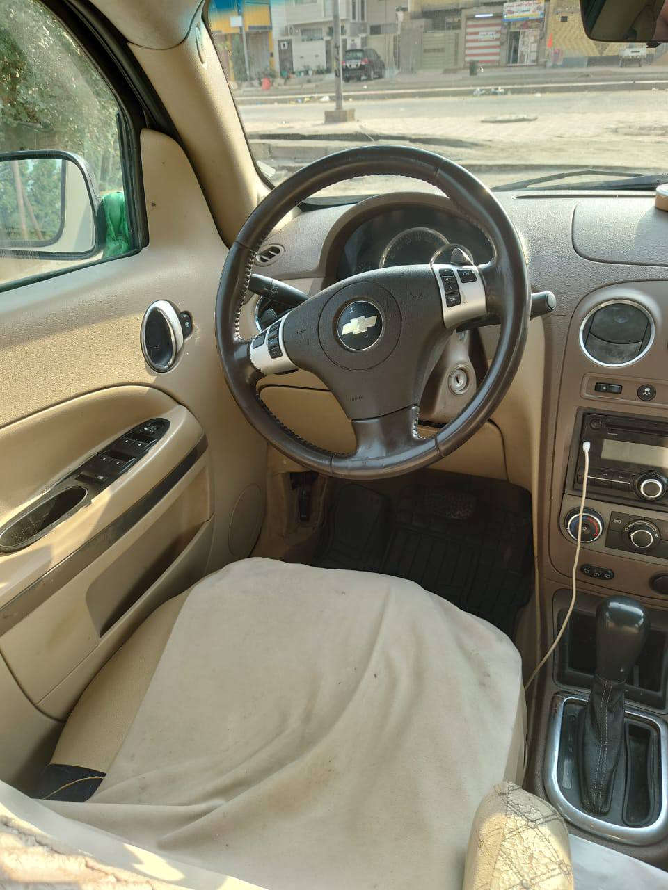 السلام عليكم سيارة شوفرليت hhr موديل 9 رقم بصرة الجديد مكينه گير جديد السعر (60) وبيها مجال تواصل مع هذا الرقم ***********.
