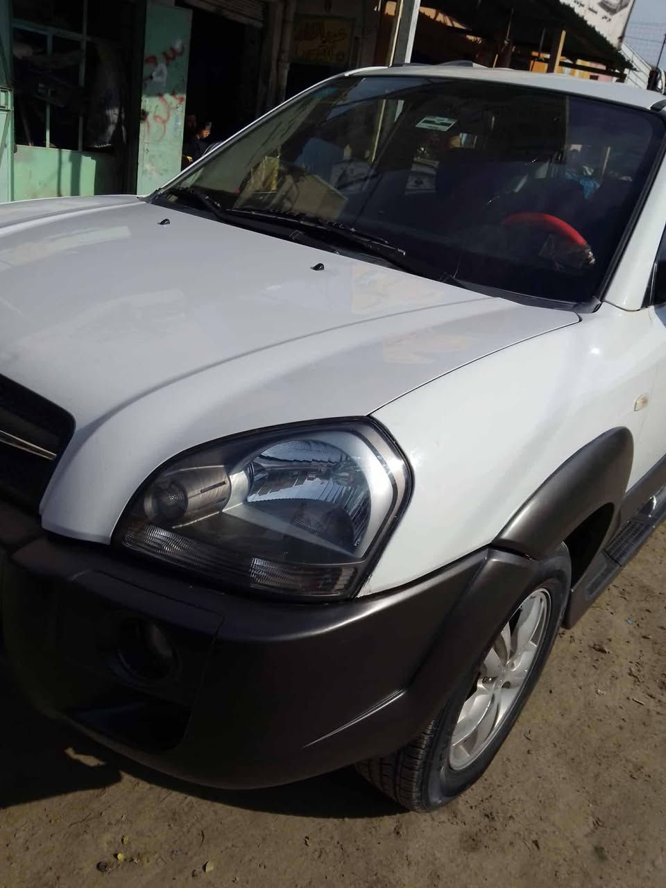 توسان 2009
محرك 2000دوش
خليجي 
رقم بغداد 
حساسات خلفيه 
محرك كير كفالة 
بيه تبديل بنيد تفصيخ نفس الون 
وصبغ جاملغ 
والباقي كفالة 
مكان السياره الفلوجه 
110 وبيه مجال 
***********
