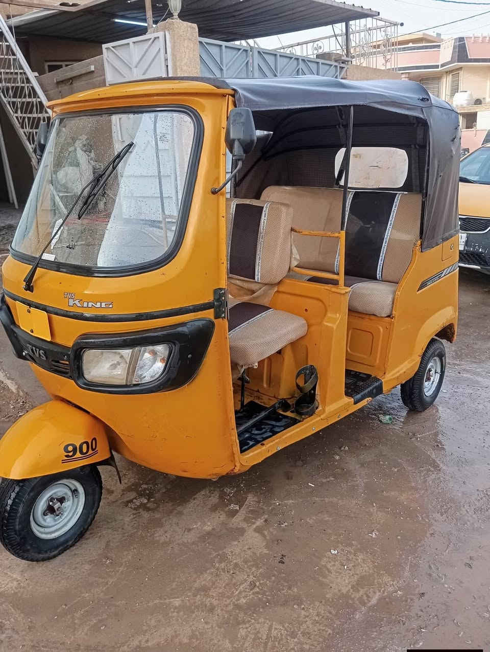 تكتك اتي افي اس تكتك نضيفه حيل كبل الشارع العنوان ابو غريب  موديل 19 سعر 3ونص وبيه مجال رقم الهاتف *********** /***********
