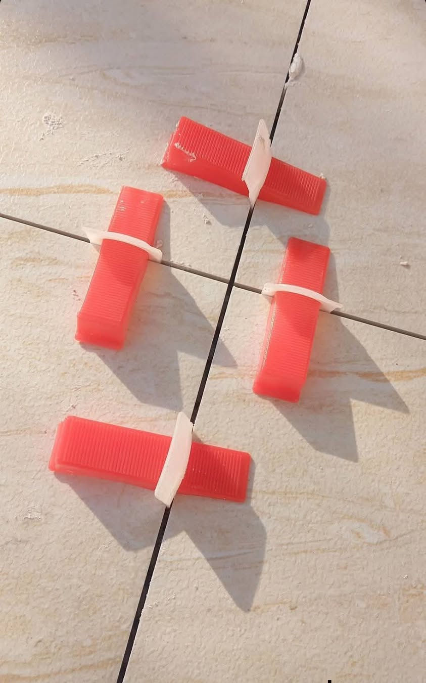 خلفه سيراميك جدران وارضيه
وبورسلين ومرمر وكاشي شغل 
درجة اولى تسليم مهندس 
التزام بل شغل بغداد فقط 
‏‪*********** وتساب
