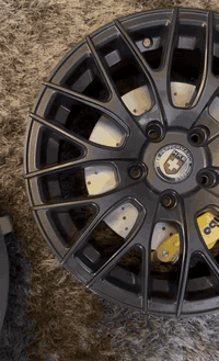 السلام عليكم 
ويلات قياس 16 اصليات حاوية نقشات حلوة مميزة يرهمن عل كورلا هايبرد وعل كوري بصورة عامة
سعر الفيلي 375 الف 
الاحمر 350 الف 
بغداد مجمع مشن تقاطع زيوت معرض الصفار يتوفر توصيل 
للاستفسار واتس اب ***********
