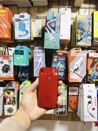 ايفون اكس ار ٦٤ • بطارية ٨٠ • فيس ايدي شغال