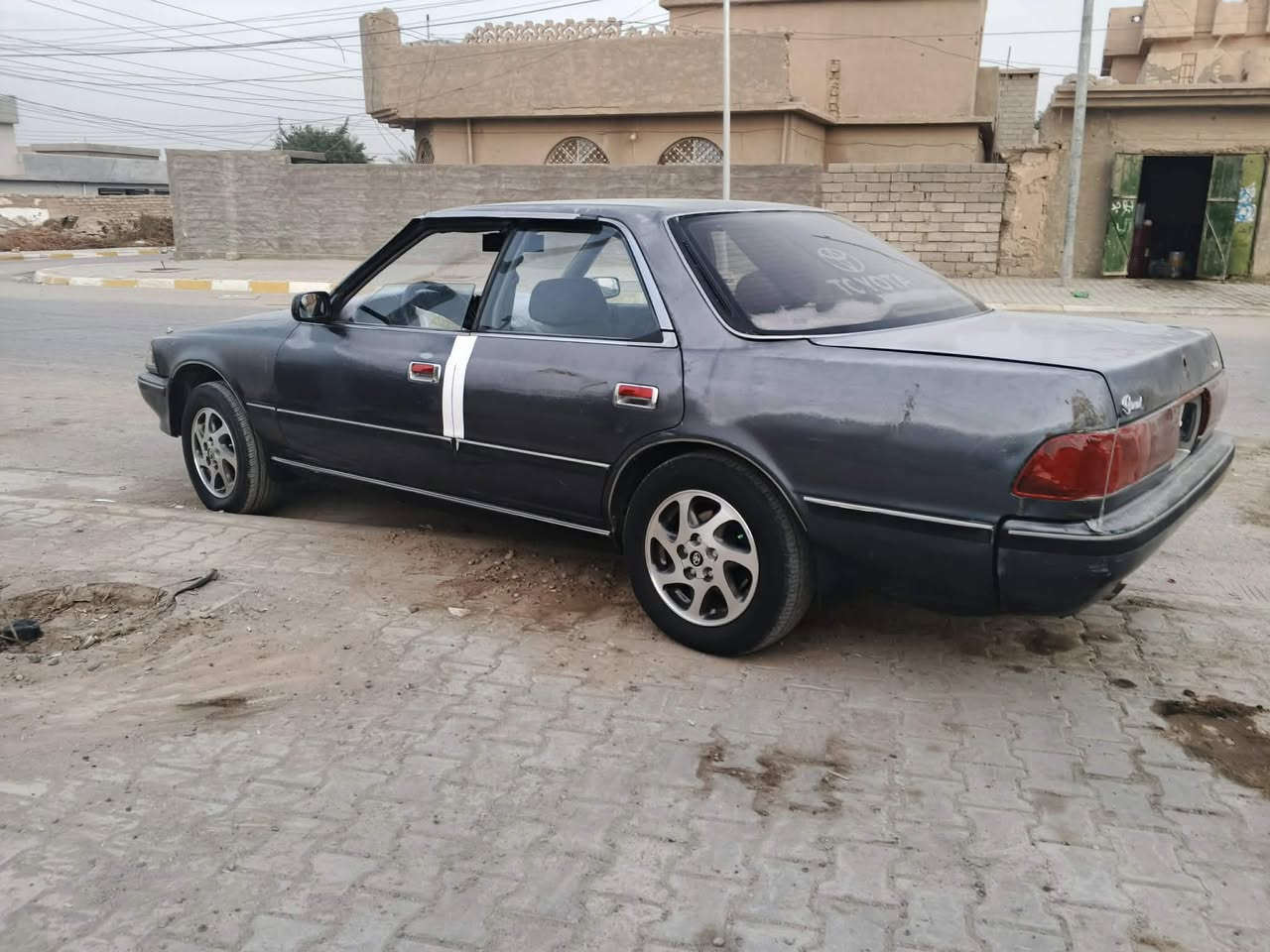 سلام عليكم.سياره مارك مسطره عضم موديل٩١محرك ونجي 
كهربايات جاهز تخم تاير صدرخلفي امامي.نقص جبن مشط
.سياره بيهاجرادبالعافيه يأخذها المكان صلاح الدين 
السعر32 بيهامجال وتدلل كلشي يرهم/***********
